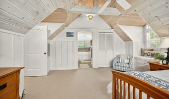 500 Pompadour Dr, Ashland, OR 97520