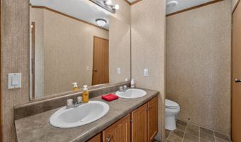 2830 Orangewood Dr, Abbeville, LA 70510