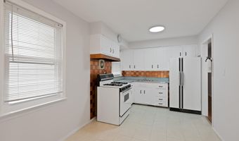 64 W 57TH St, Bayonne, NJ 07002