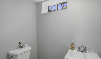 39 Pinehurst, Auburn, MA 01501