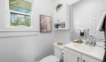 1718 Lewalani Dr, Honolulu, HI 96822