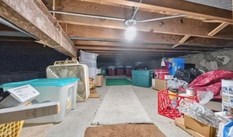 89 S Clarendon Ave, Addison, IL 60101