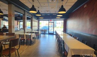 17620 Ventura Blvd, Encino, CA 91316