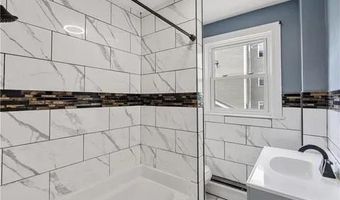 132 Railroad St, Central Falls, RI 02863