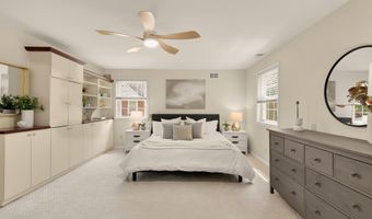 7822 MOORLAND Ln, Bethesda, MD 20814