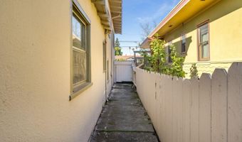 1536 Broadway, Alameda, CA 94501