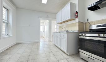 40 W 17TH St 3, Bayonne, NJ 07002