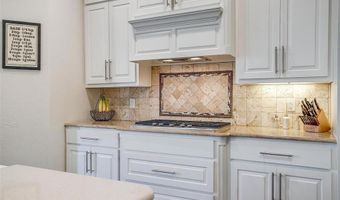 306 Creekview Ter, Aledo, TX 76008