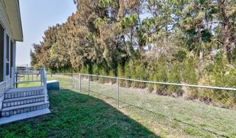 613 Papaya Cir, Barefoot Bay, FL 32976