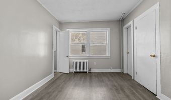 72 S St Ext, Bristol, CT 06010
