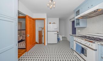2760 N Territorial Rd W, Ann Arbor, MI 48105
