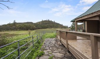 5619 S F Little Butte Creek Rd, Eagle Point, OR 97524