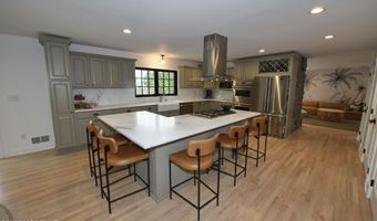 2102 Princeton Ct, Allenwood, NJ 08720
