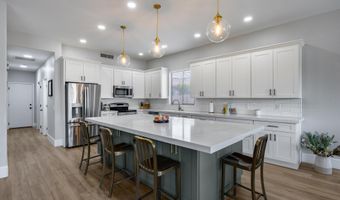 1732 W HOPI Dr, Chandler, AZ 85224