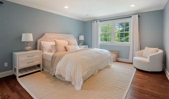 10 Duffys Ln, Darien, CT 06820