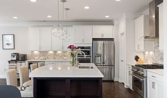 220 Briar Holw, Woodstock, GA 30188