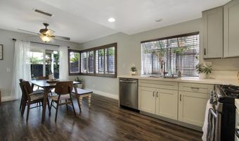 1216 Woodview Dr, Oceanside, CA 92056