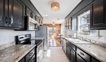 1046 Scenic Ln, Bath Springs, TN 38311