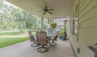 932 Emerald Pines Dr, Arnolds Park, IA 51331