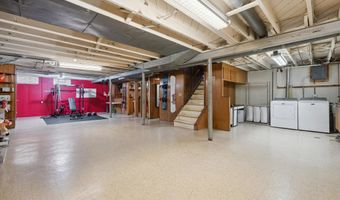 18755 Dale Ave, Allen Park, MI 48101