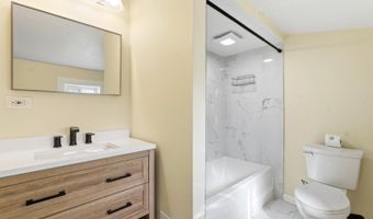 129 Willow Ave, Aberdeen Twp., NJ 07747