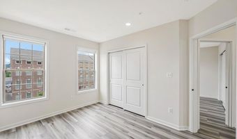 22635 NAUGATUCK Sq, Ashburn, VA 20148