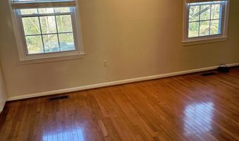 4313 GREENBERRY Ln, Annandale, VA 22003