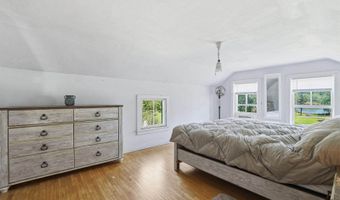 338 N Main St, Amherst, WI 54406