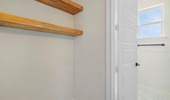 100 Buddy Ct, Millsap, TX 76066