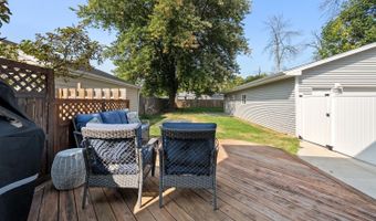 1124 W PARKWAY Blvd, Appleton, WI 54914