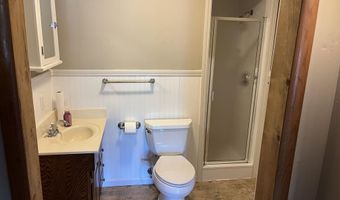 1220 Tyler St, Aurora, MO 65605