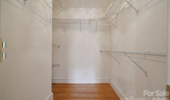 1818 Woodland Dr, Charlotte, NC 28205
