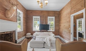 204 S Main St, Abbeville, SC 29620