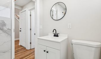 38 Somerset Rd E, Amityville, NY 11701