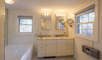 109 Sahagian Rd, Belgrade, ME 04917
