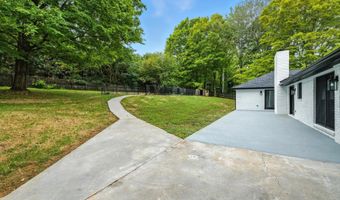 1113 Springfield Dr, Athens, TN 37303