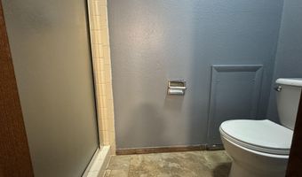 723 NE 15th Ave, Aberdeen, SD 57401