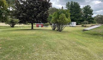 4658 N Croswell Rd, Alma, MI 48801