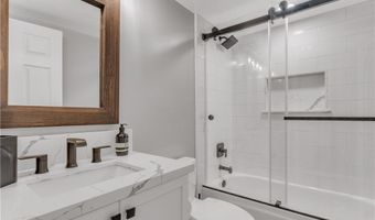 29729 Strawberry Hill Dr, Agoura Hills, CA 91301