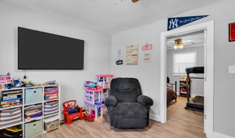 3 Widgeon Dr, Bayville, NJ 08721