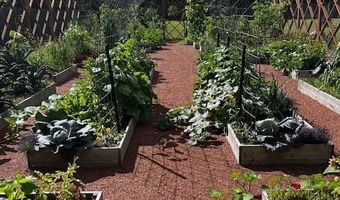 E7009 Jackson Rd, Algoma, WI 54201