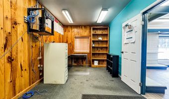 33 Transport Dr, Bennington, VT 05201