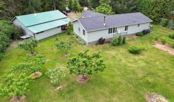 392 Shingle Mill Loop, Bonners Ferry, ID 83805