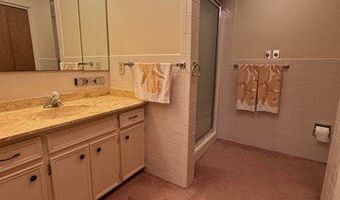 2400 W Loma Dr, Artesia, NM 88210
