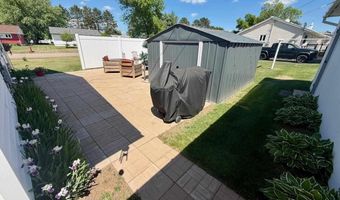 32 Dogwood Blvd, Babbitt, MN 55706