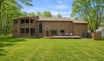 903 Cram Ln, Albion, MI 49224