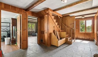 817 Gulf Rd, Barnard, VT 05031