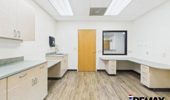 156 N 6th St, Basin, WY 82410