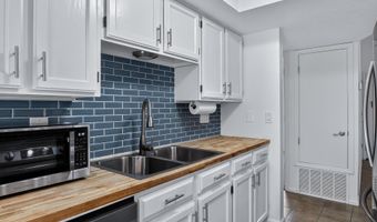 10501 Delicado Pl NE, Albuquerque, NM 87111
