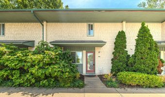 1795 Hideaway Ln, Ann Arbor, MI 48105